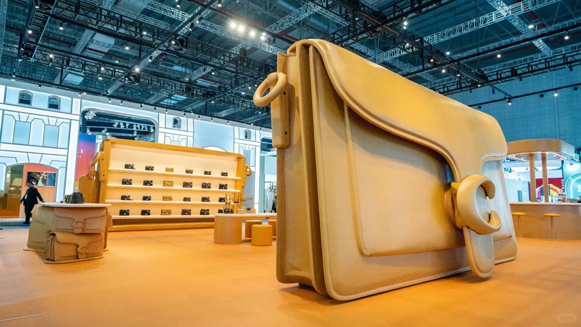 ? 你不知道的展会设计秘籍，绝对惊艳！?