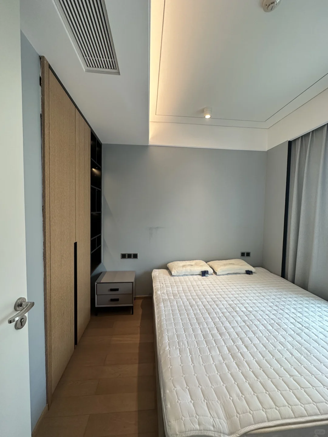 稀缺户型 | 深圳宝安区会展湾中港85平两房