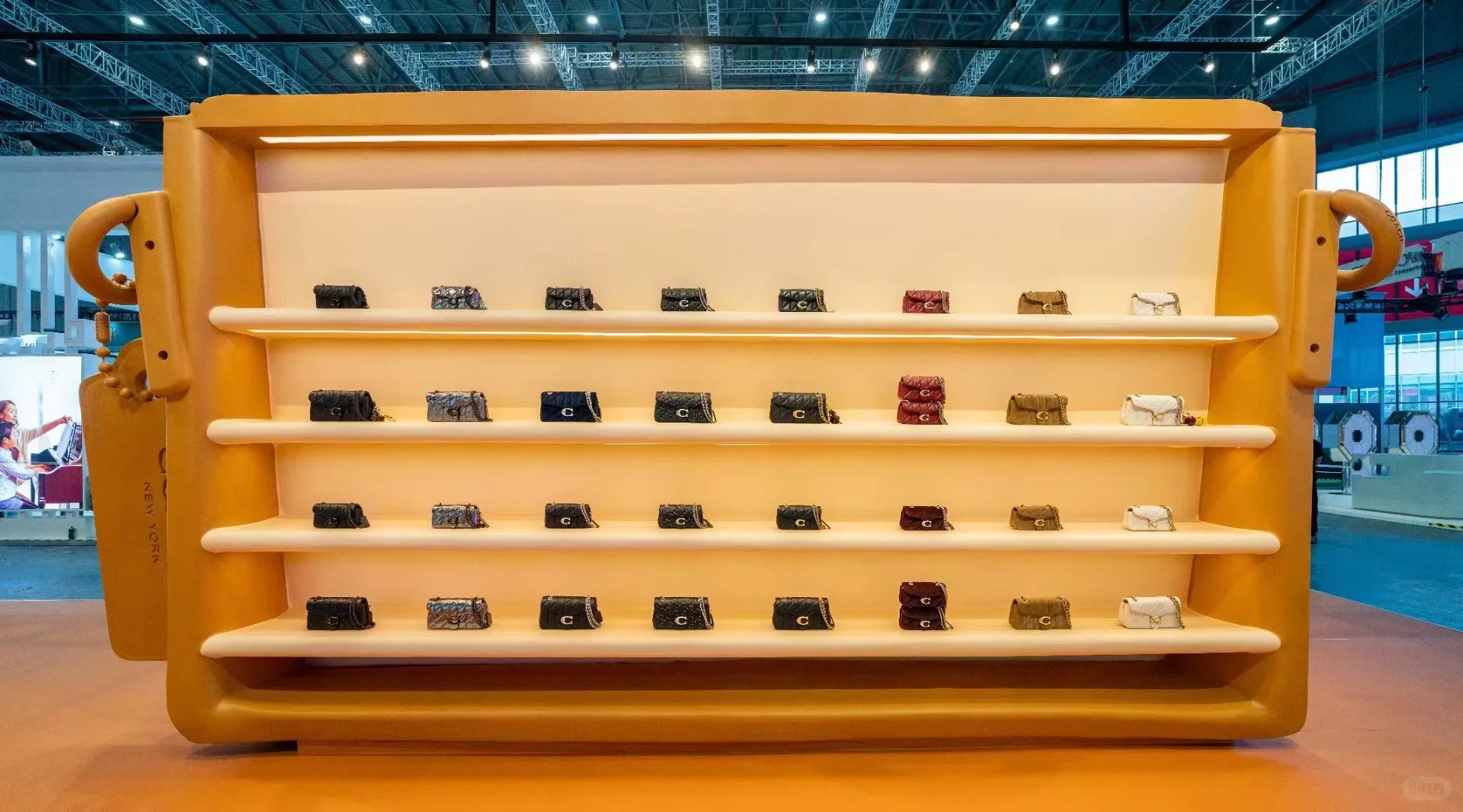 ? 你不知道的展会设计秘籍，绝对惊艳！?