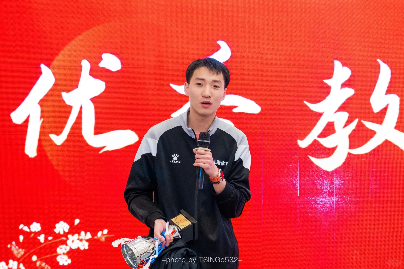 在青岛找到最便宜的活动拍摄翻车没