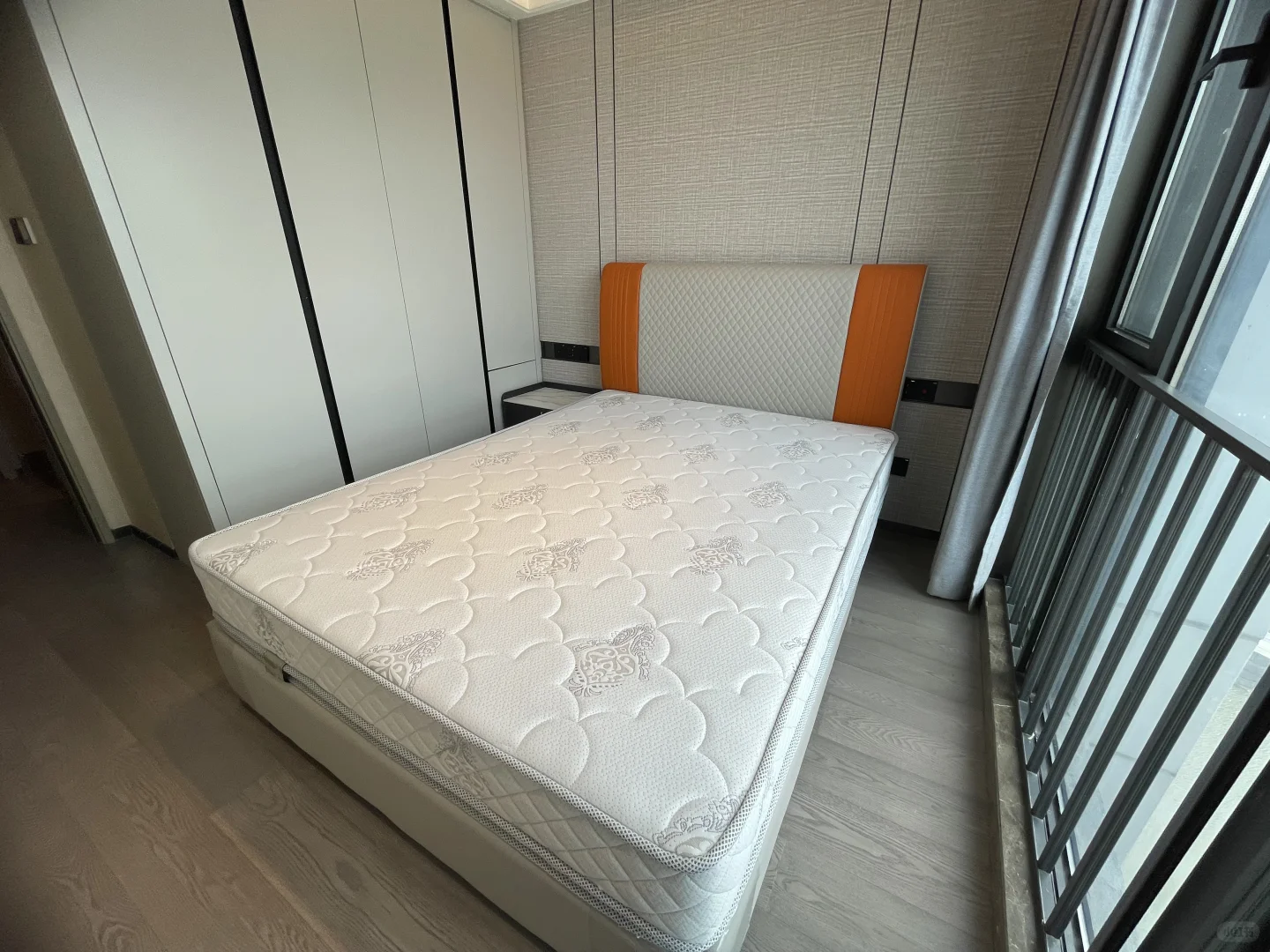 会展湾东城新出看河看海大2房地铁商业都有