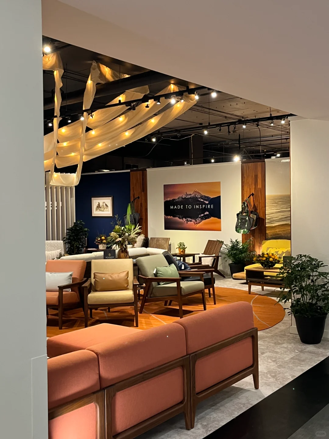 美国高点家具展来咯~