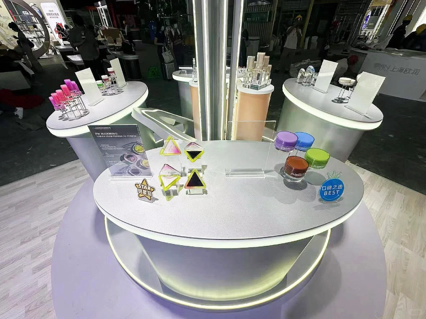 ⚪️上海美博会，展台设计制作效果图对比