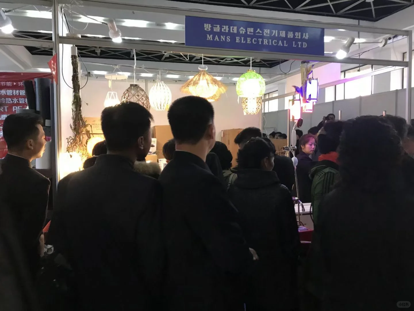 朝鲜春季国际贸易博览会开展了