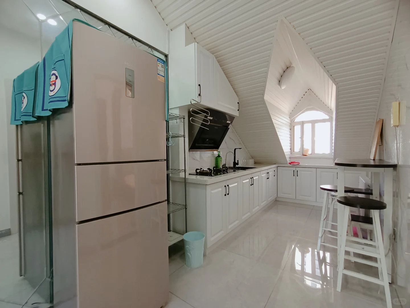 房主直租无中介费，可短租月付