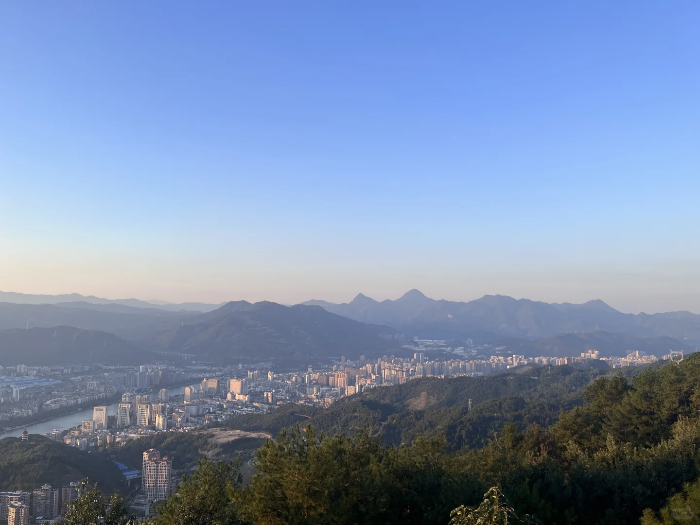 松涛阁下的三明