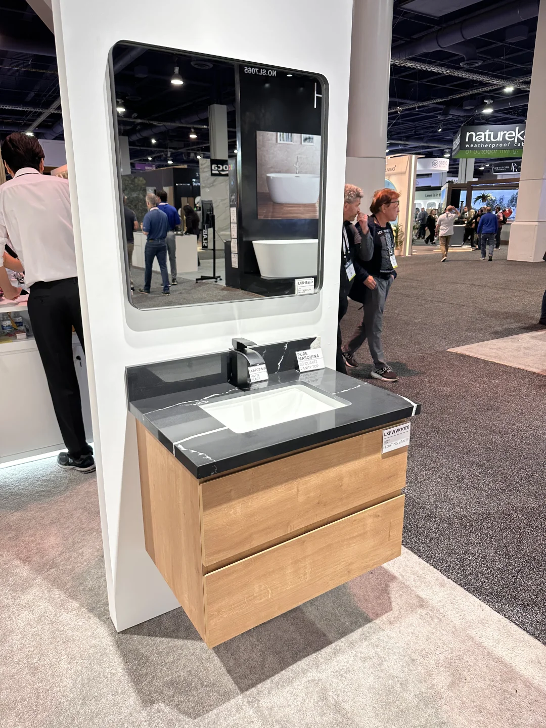 KBIS锁定南馆SL8065 展品骨折价出快来捡漏