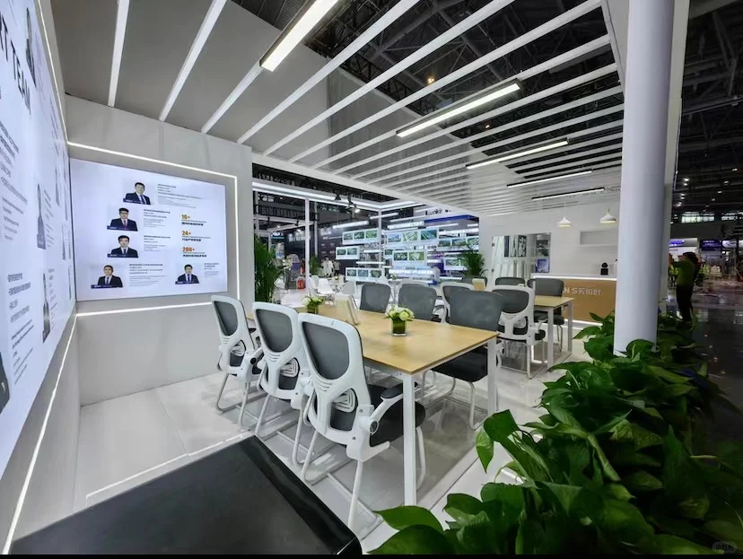 第一篇笔记来啦～超用心的一个展台设计