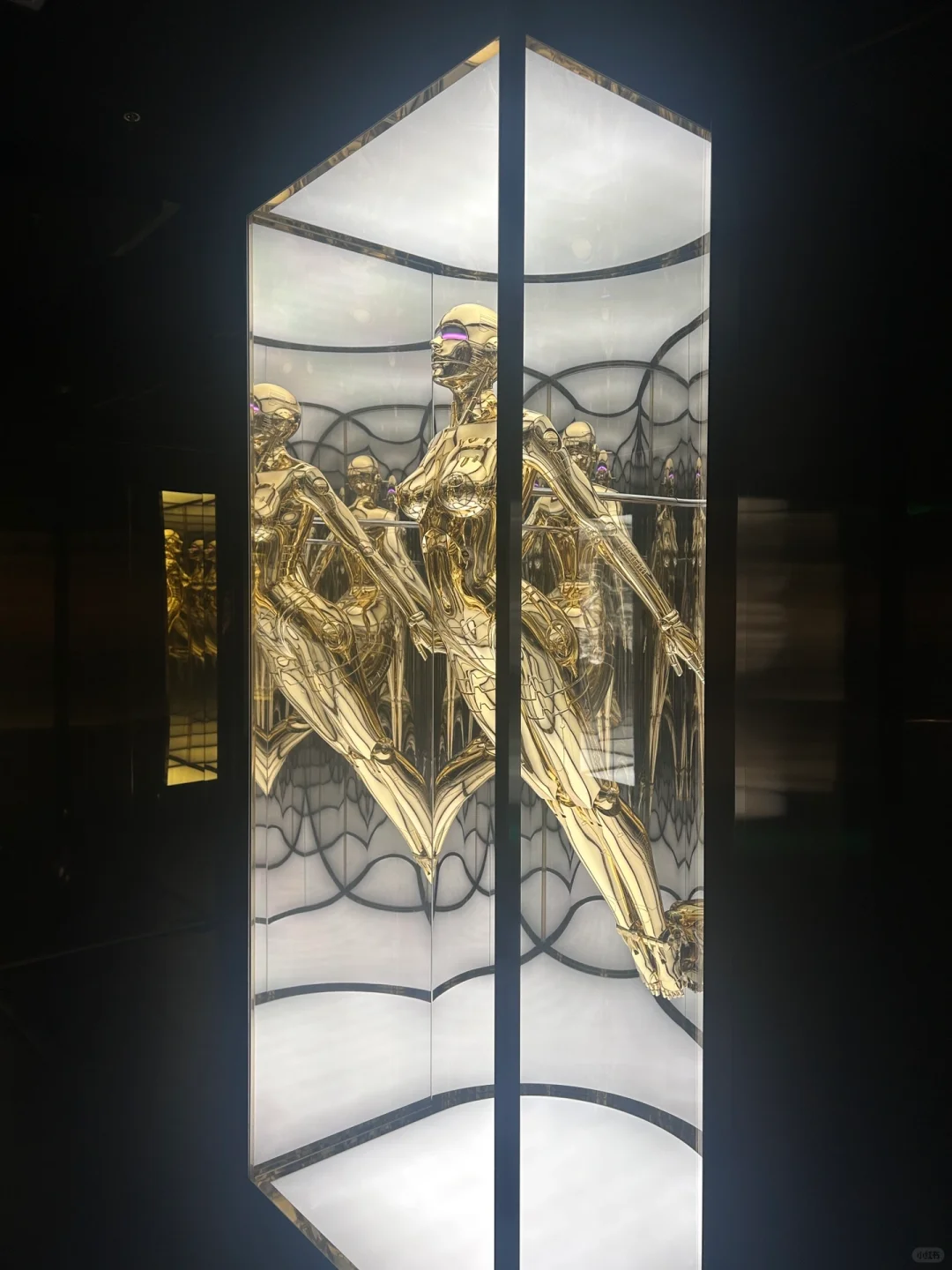 空山基 你的欲望实在美丽