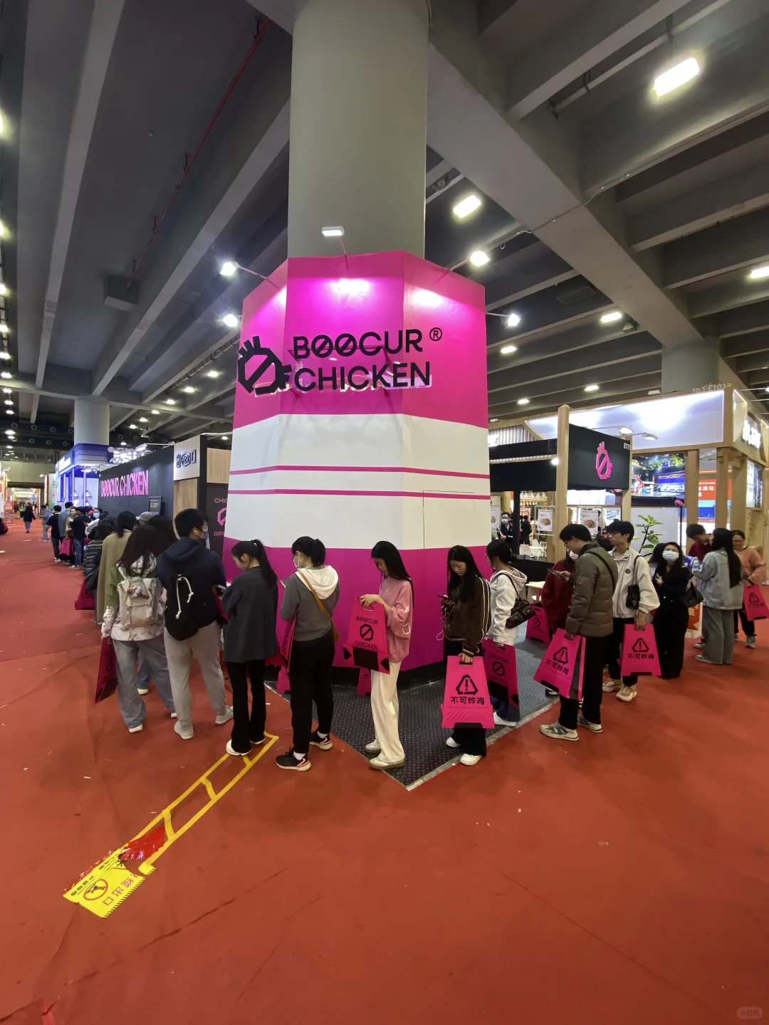 美食展第三天不可炸鸡9点40分实况！！！