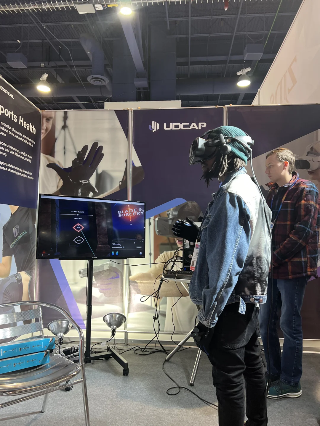 全美翻译亲临CES 2025:现场到底有多震