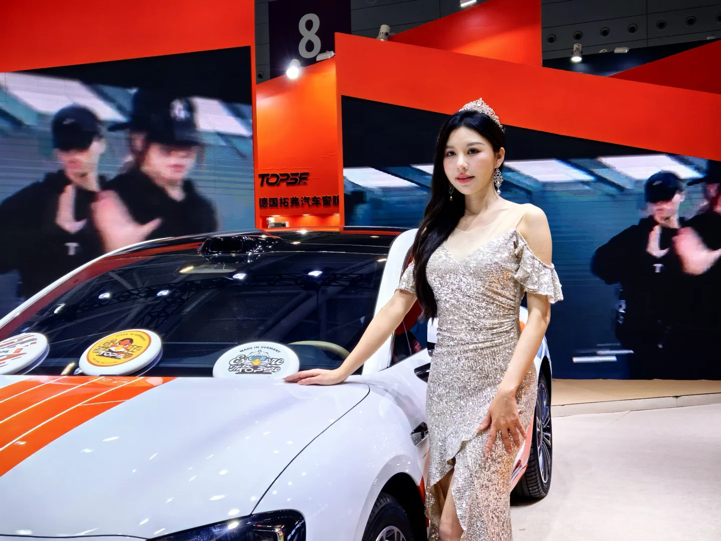 九州汽车生态博览会的模特们