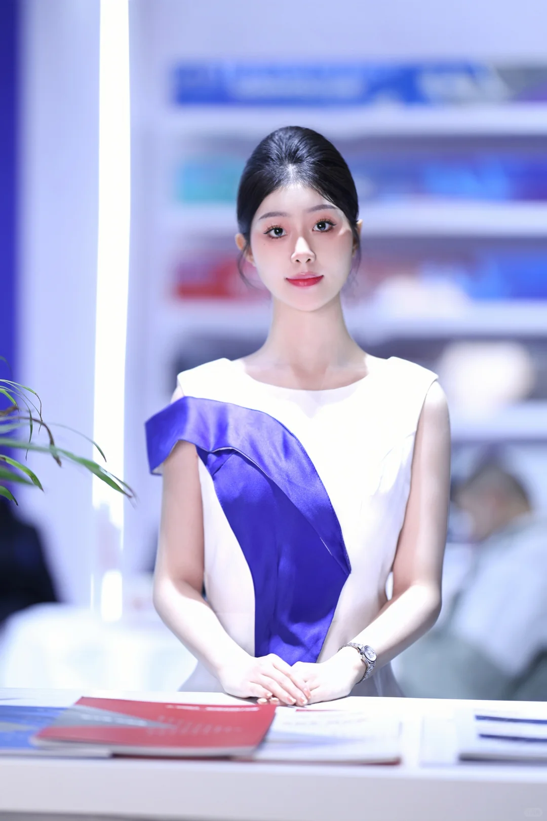 深圳九州改装车展-车模的魅力