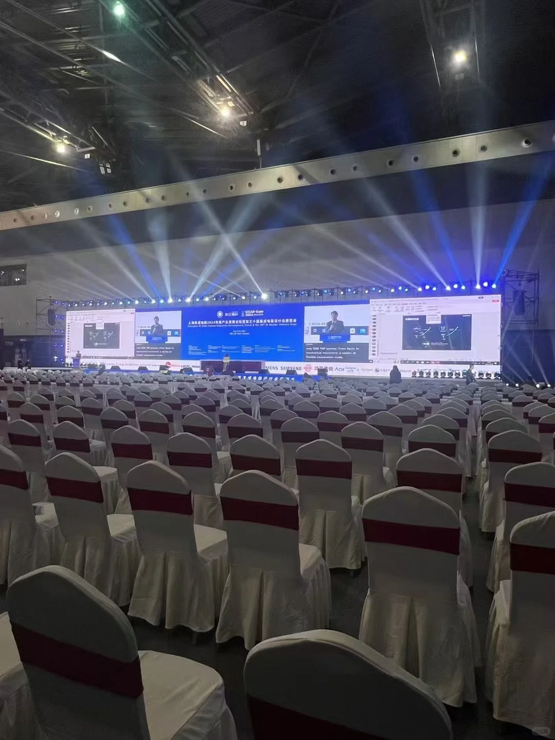 上海展会｜发布会场地布置 舞台搭建工厂！