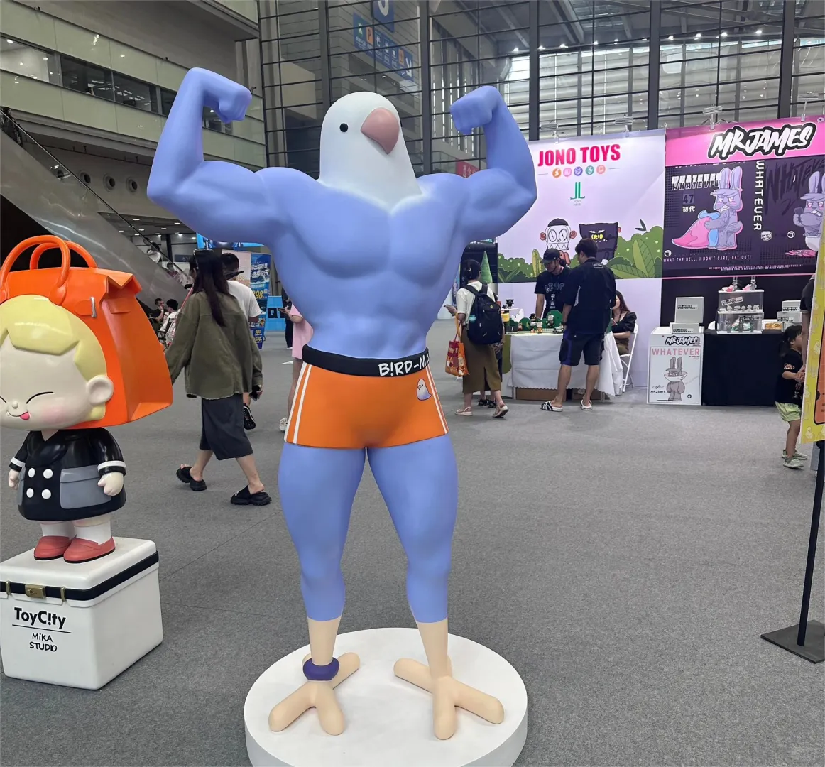 潮趣满满潮玩展！重庆展会展台美陈制作搭建