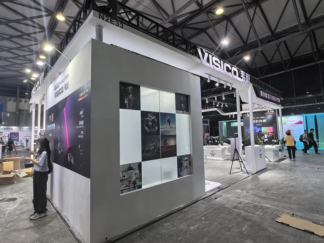 灯光展 108㎡展会设计搭建效果图