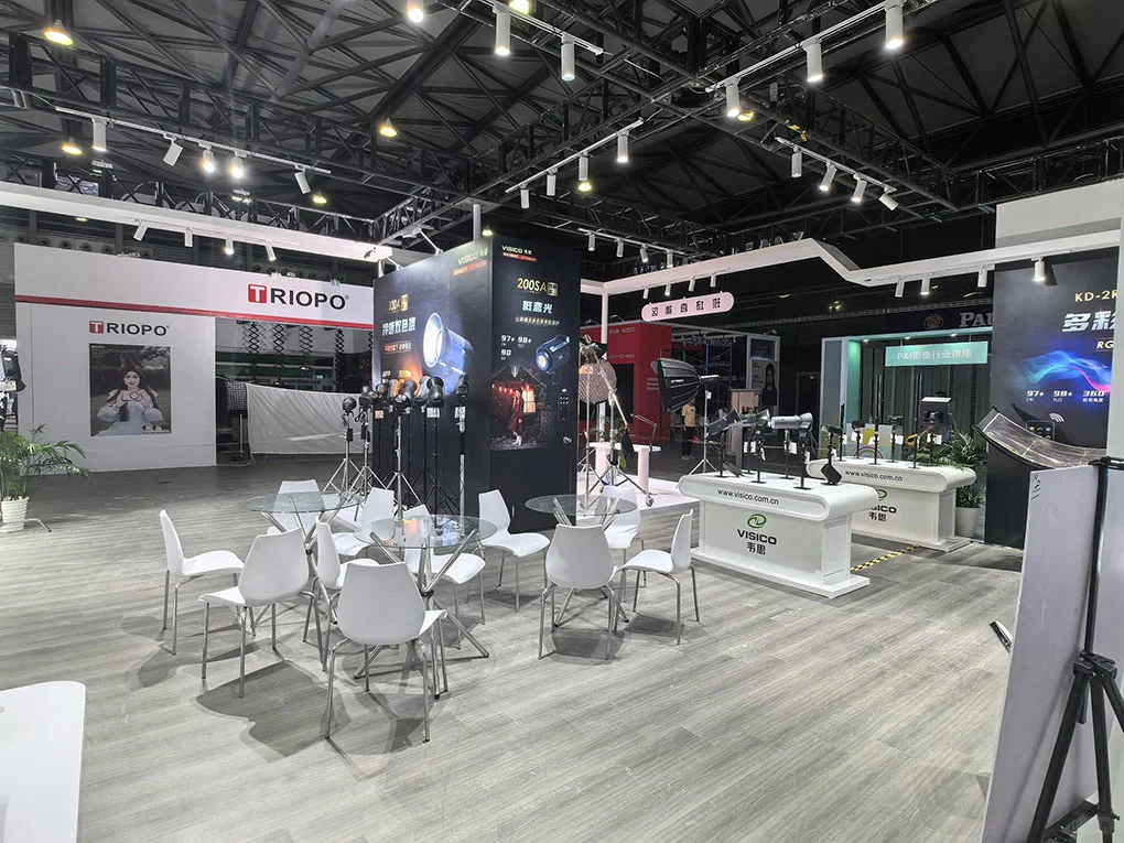 灯光展 108㎡展会设计搭建效果图