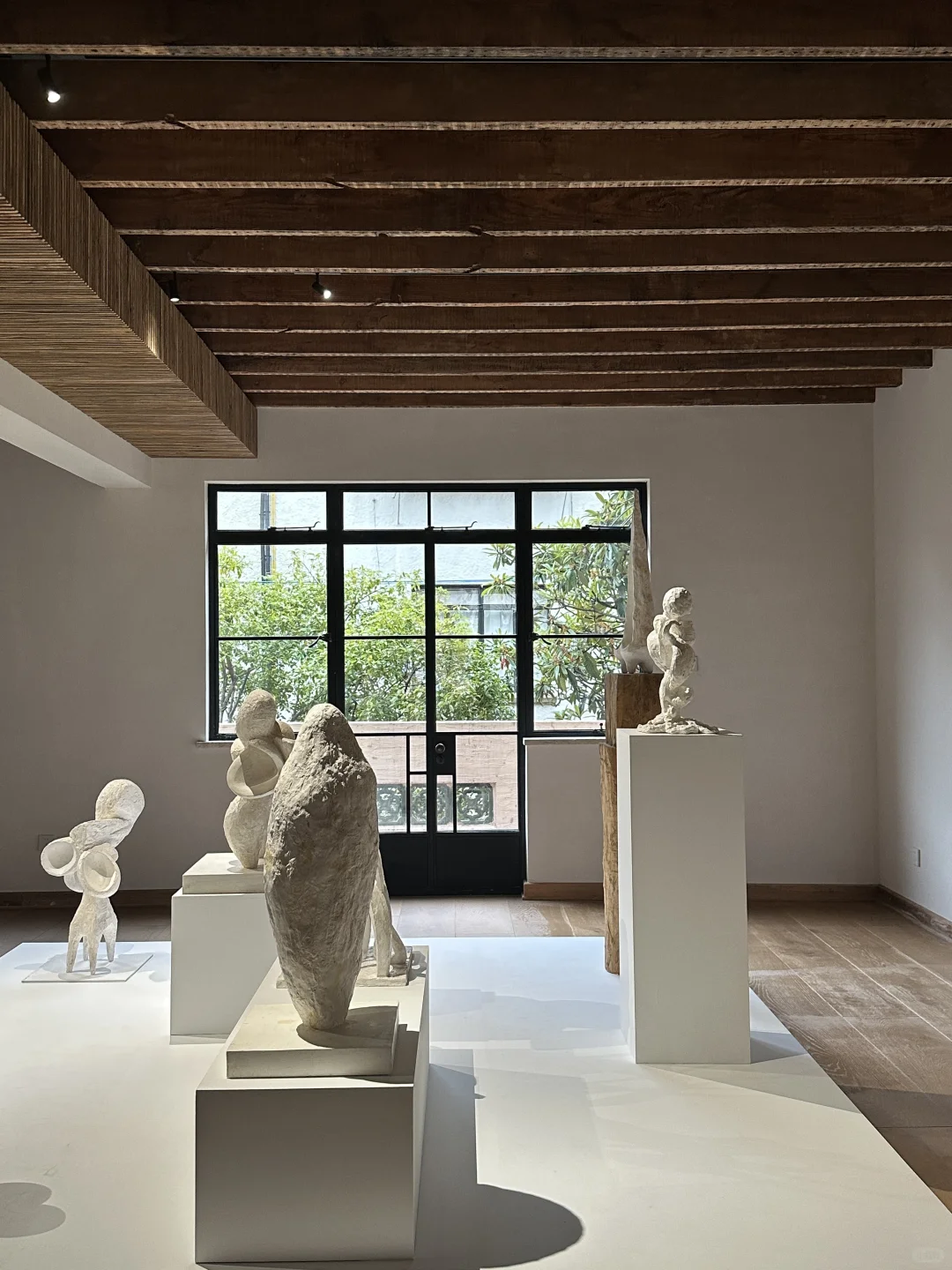 上海新展｜藏在老弄堂里的唯美雕塑展