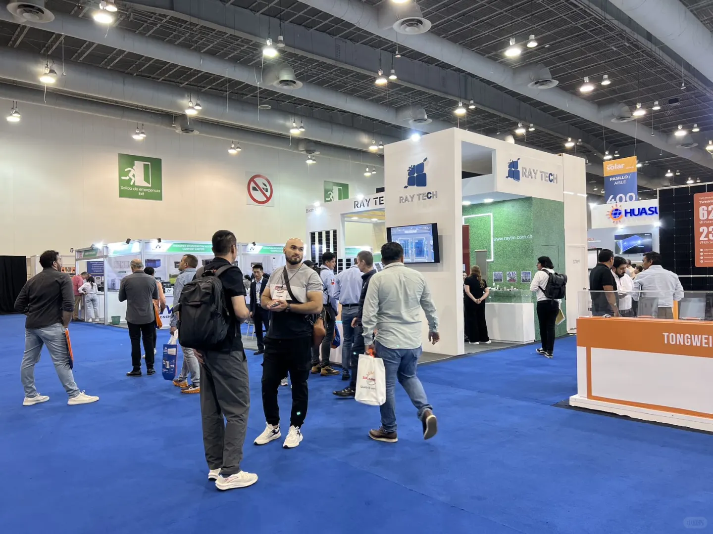 长期寻找海外展台搭建工厂及展会周边资源