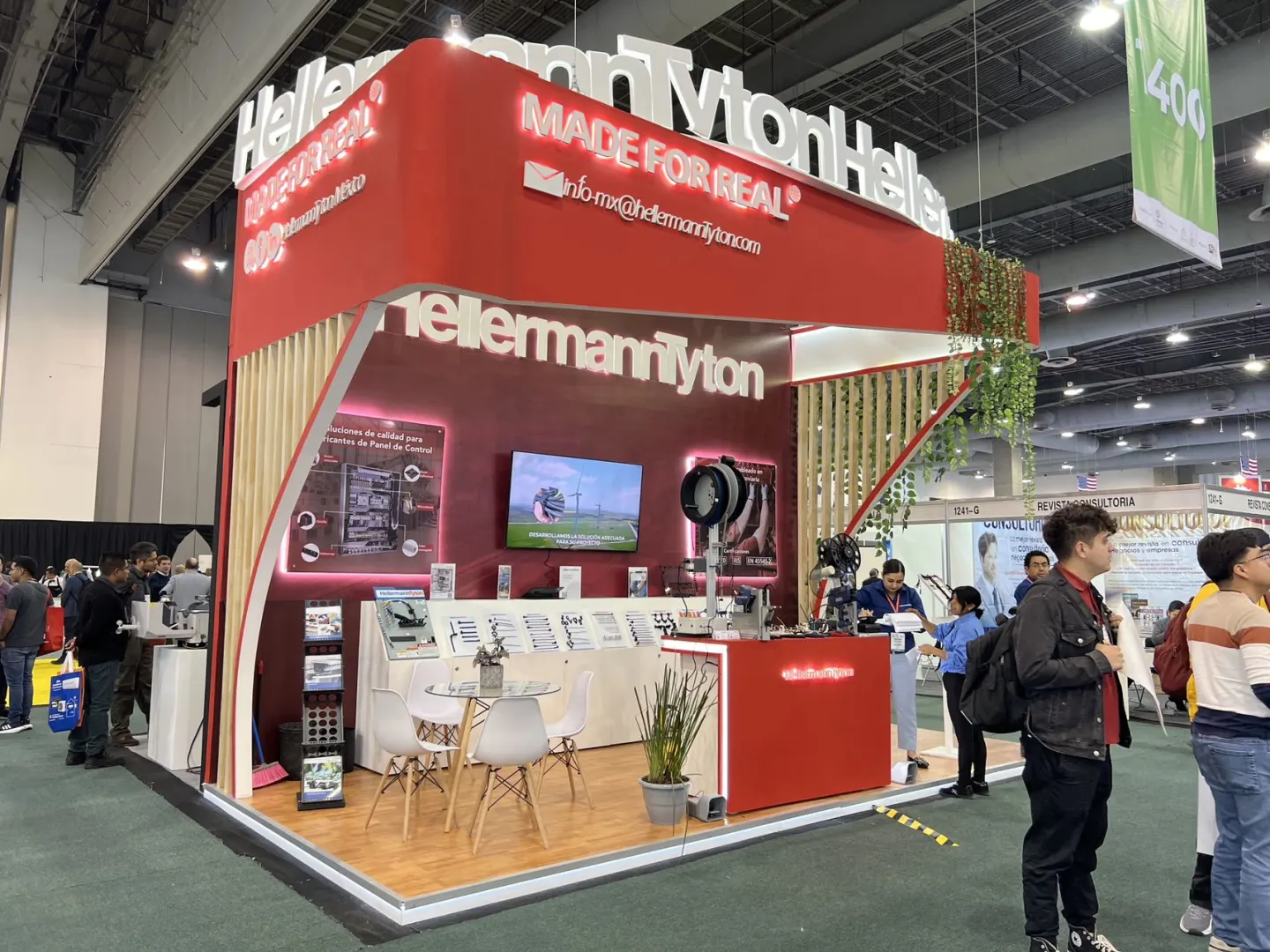 长期寻找海外展台搭建工厂及展会周边资源