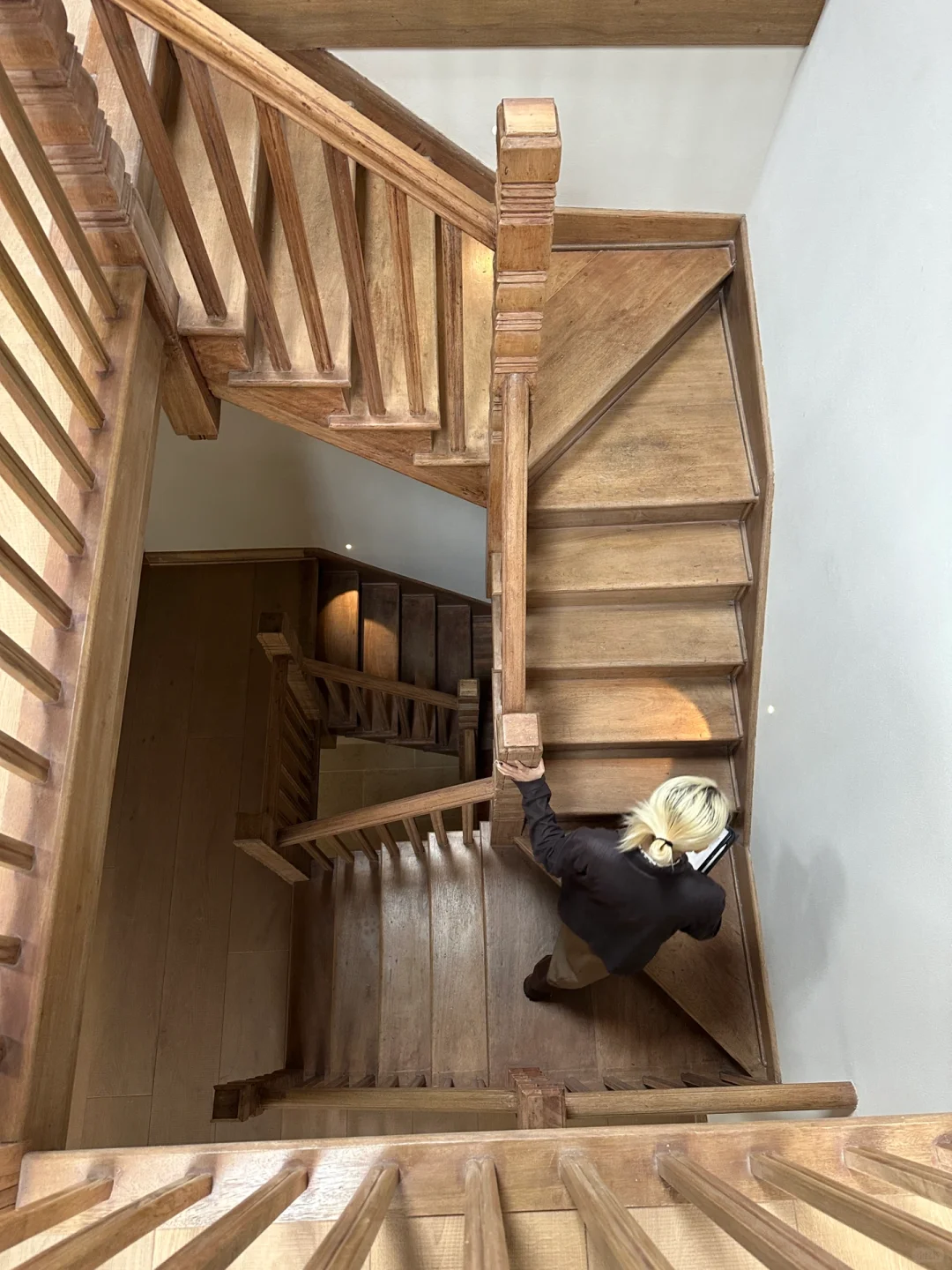 上海新展｜藏在老弄堂里的唯美雕塑展