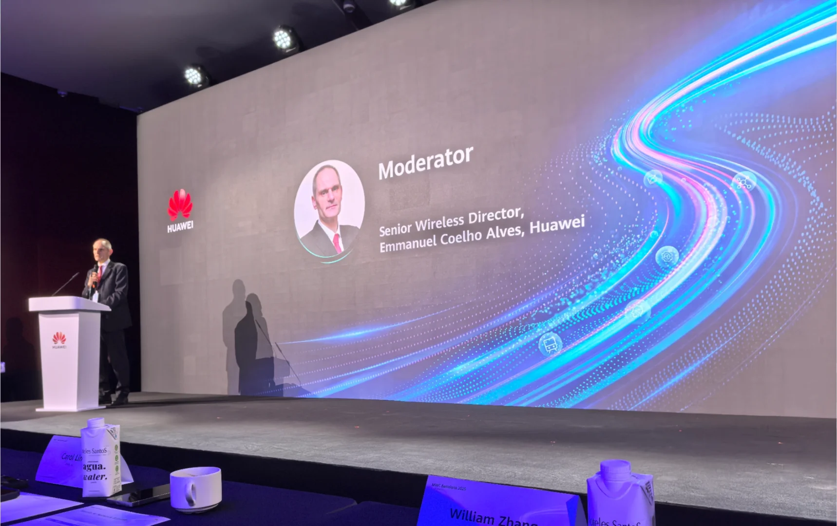 华为真是MWC 巴塞罗那 的王