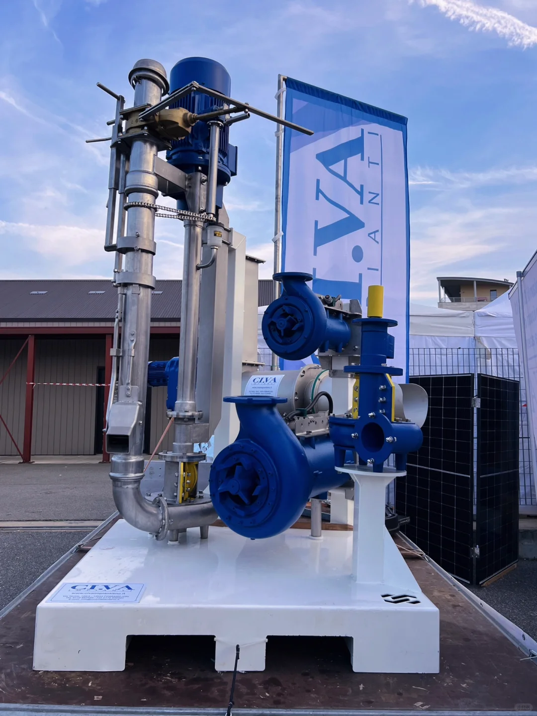 卡尔马尼奥拉??第561届春季博览会?(一)