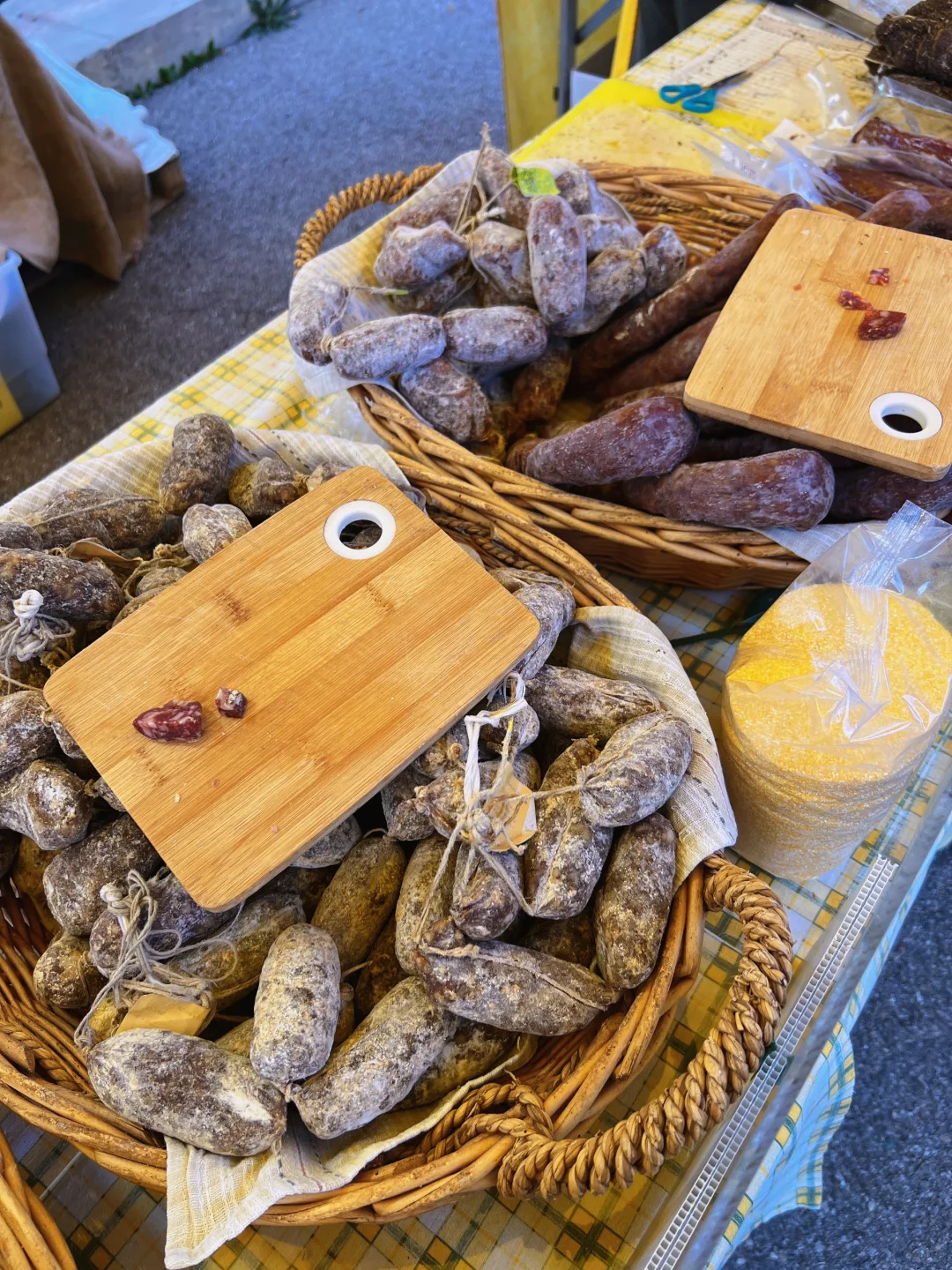 卡尔马尼奥拉??第561届春季博览会?(二)