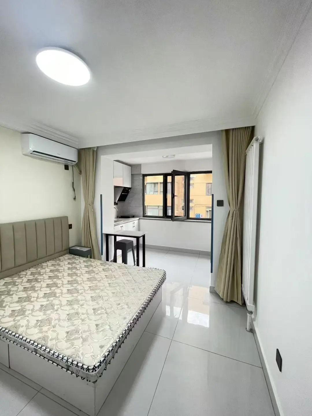 星月街，精装小公寓，会展中心附近