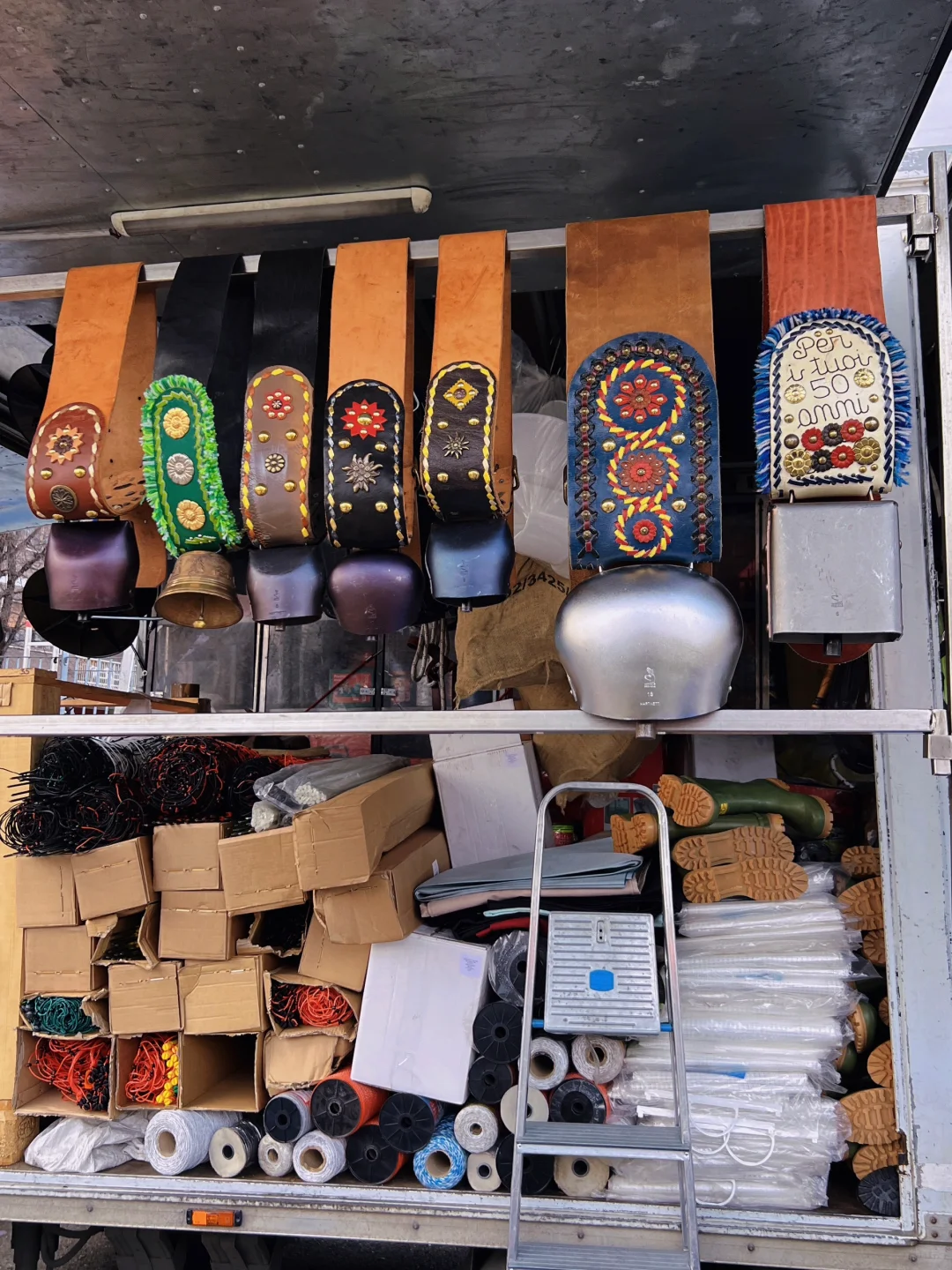 卡尔马尼奥拉??第561届春季博览会?(二)