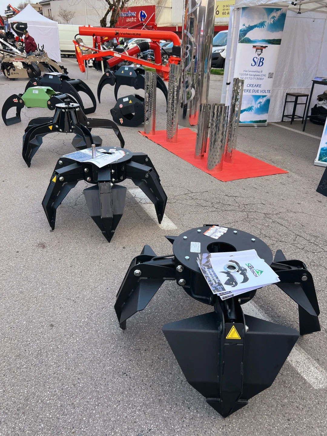 卡尔马尼奥拉??第561届春季博览会?(一)