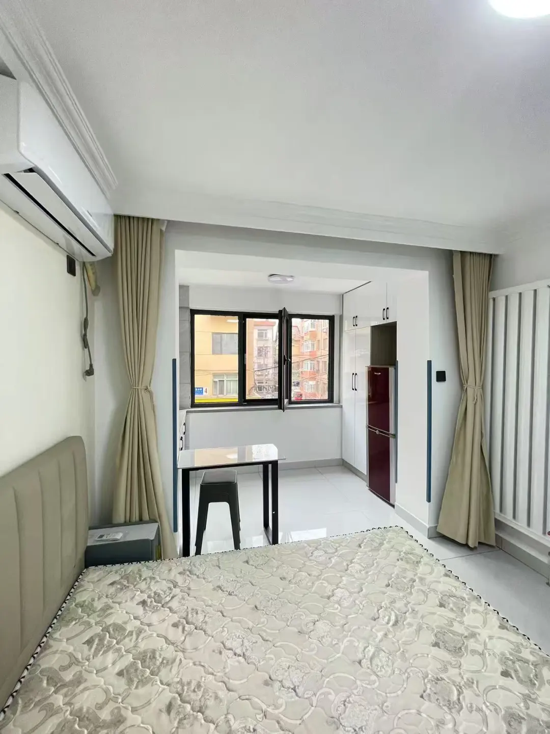 星月街，精装小公寓，会展中心附近