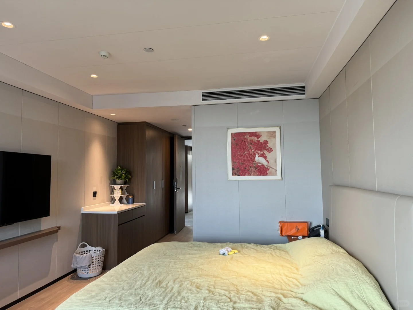 个人转租！！ 前海会展湾区酒店个人转租