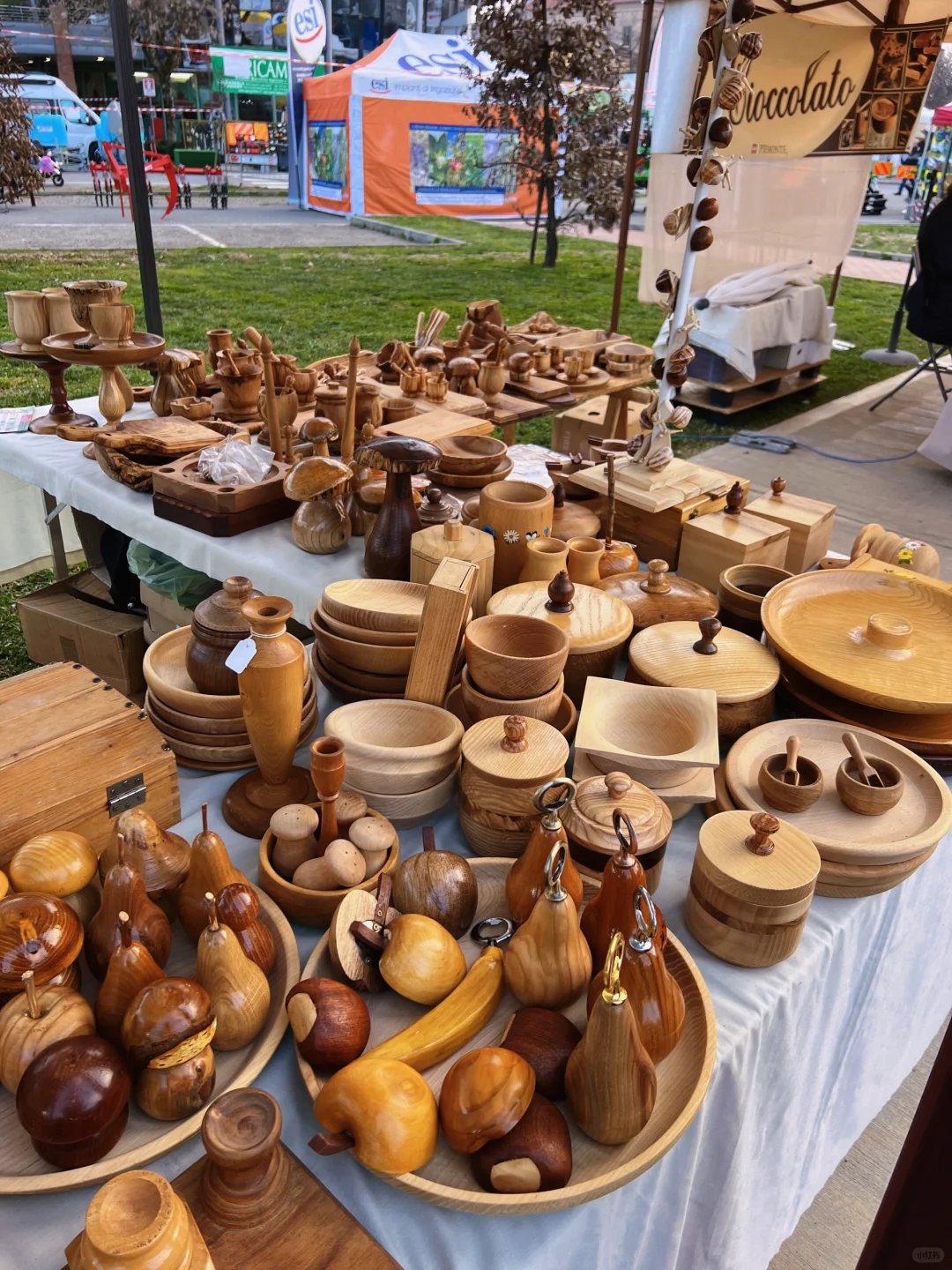 卡尔马尼奥拉??第561届春季博览会?(二)