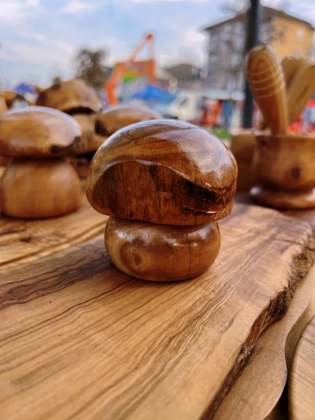 卡尔马尼奥拉??第561届春季博览会?(二)