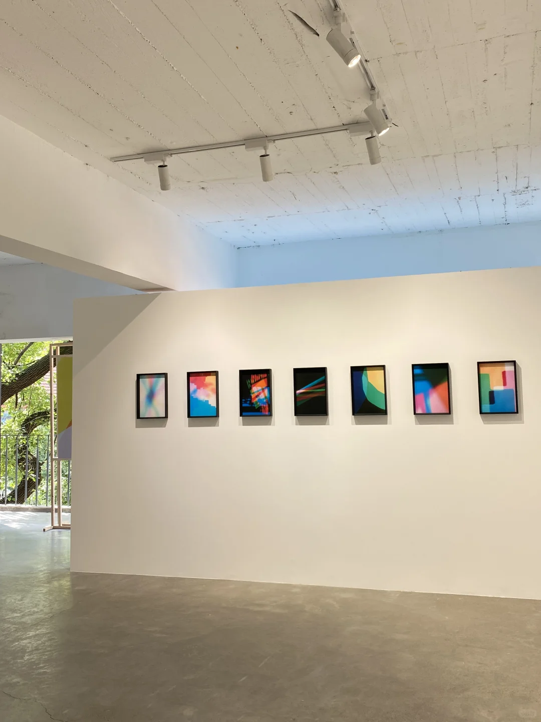 看摄影展洗眼睛