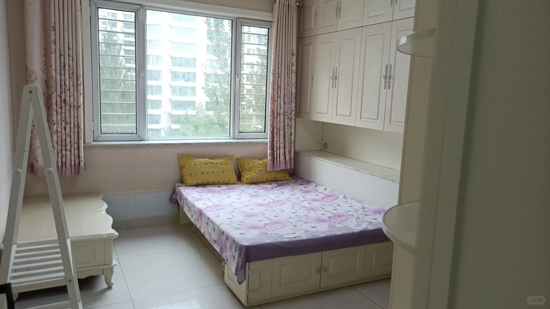 赛罕区会展中心讨号板高层