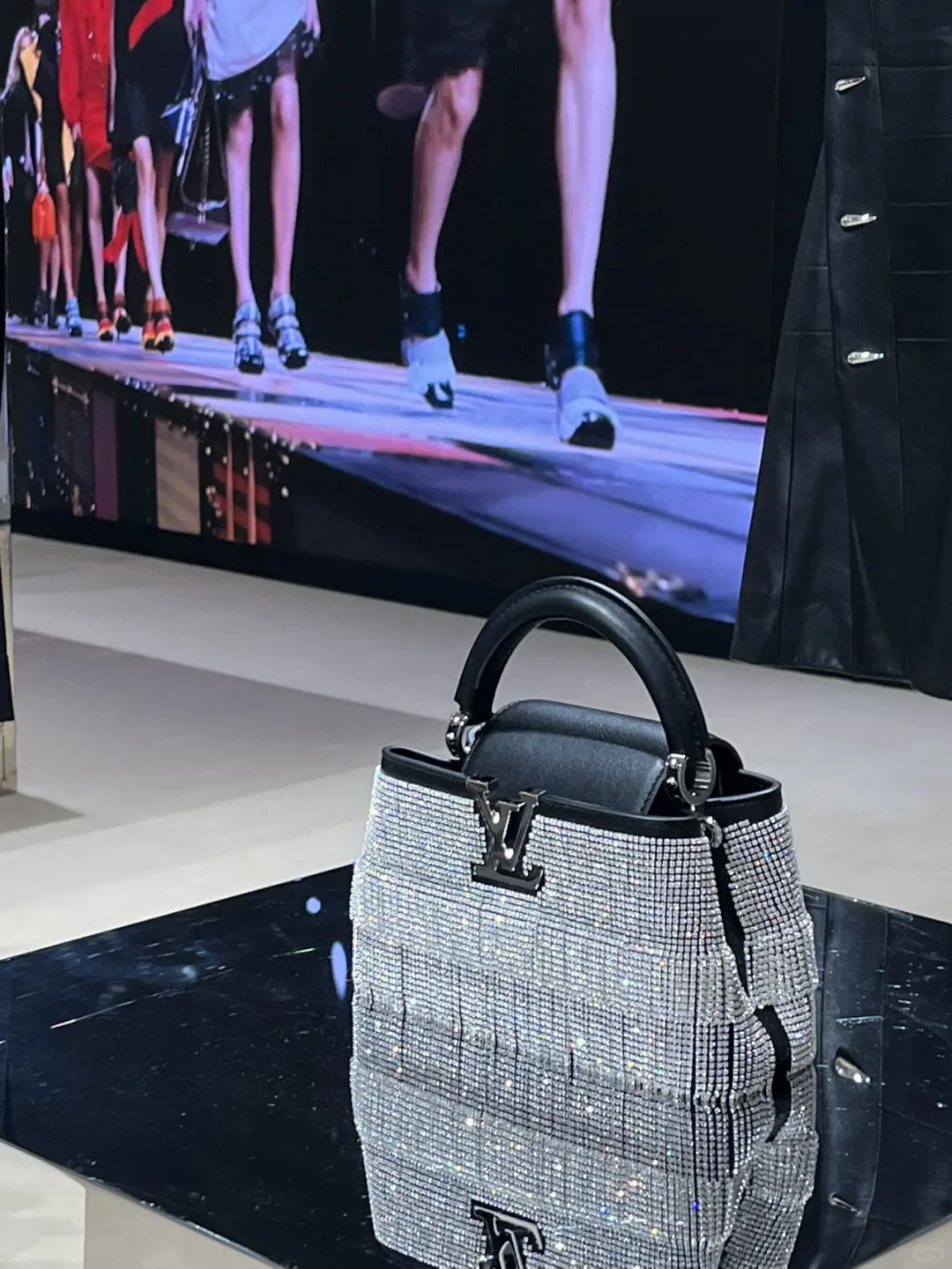 这次的LV广州秀心展 真的太惊艳了！