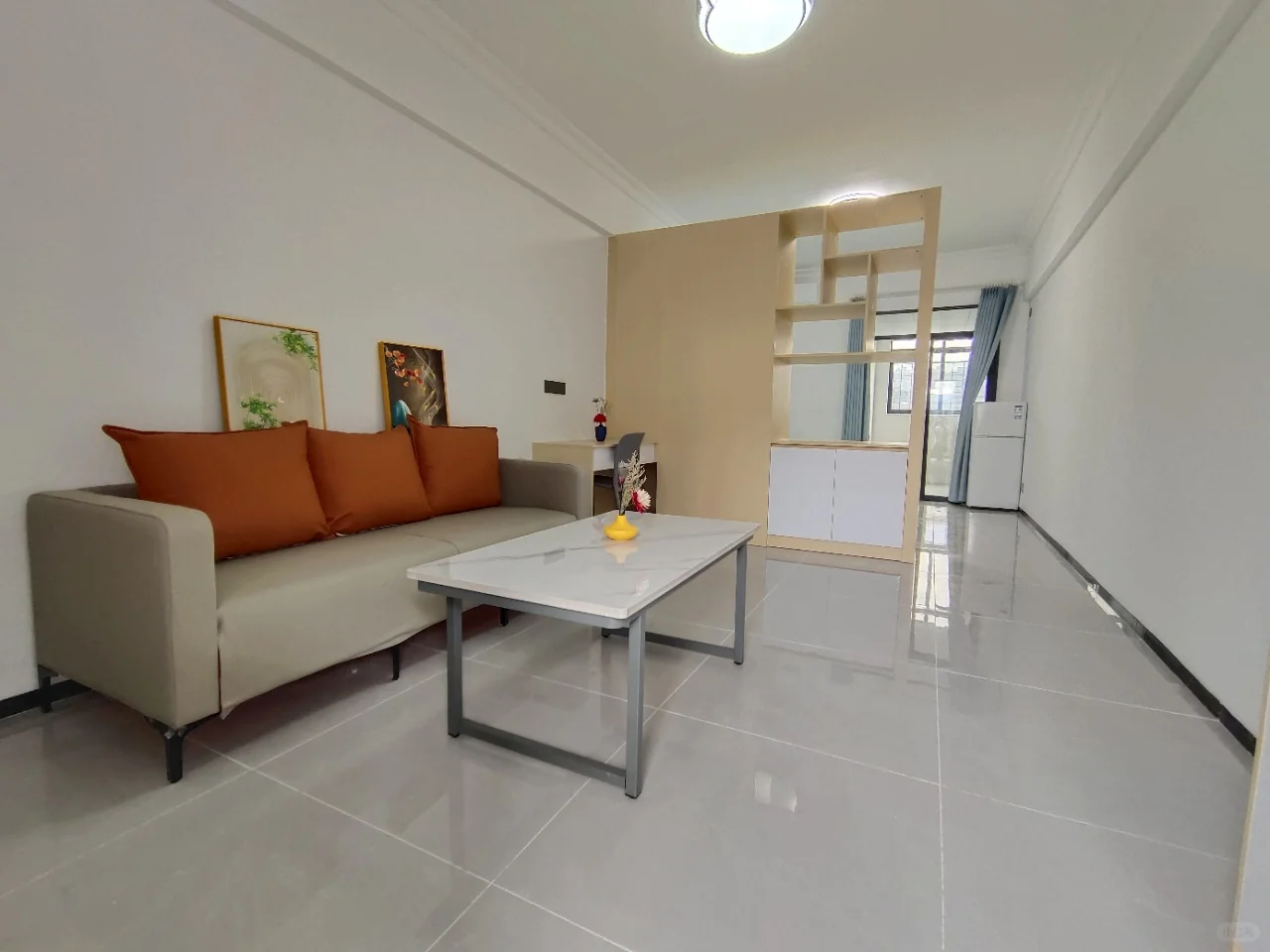 会展湾大单间，押一付一