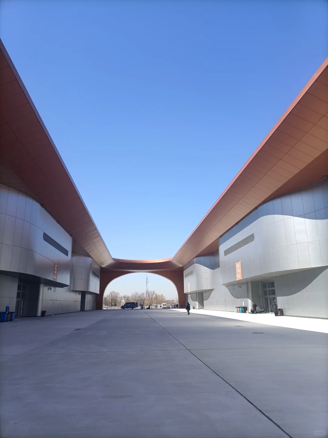 国际展览中心车展盛况