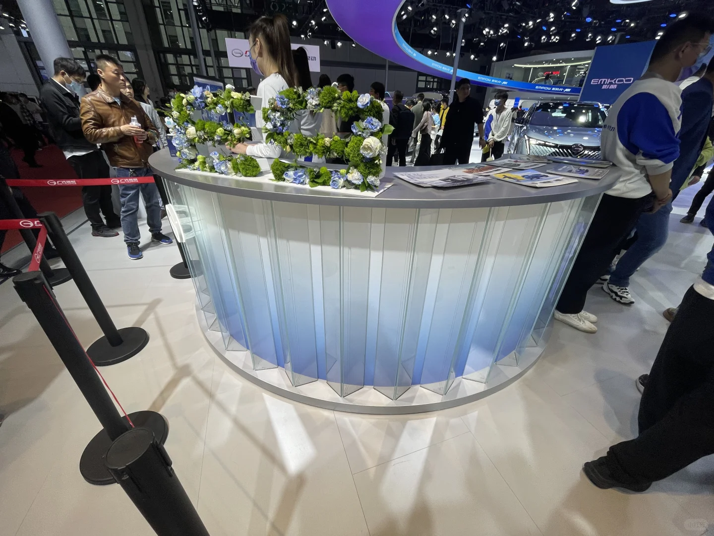 灯膜在车展中的应用