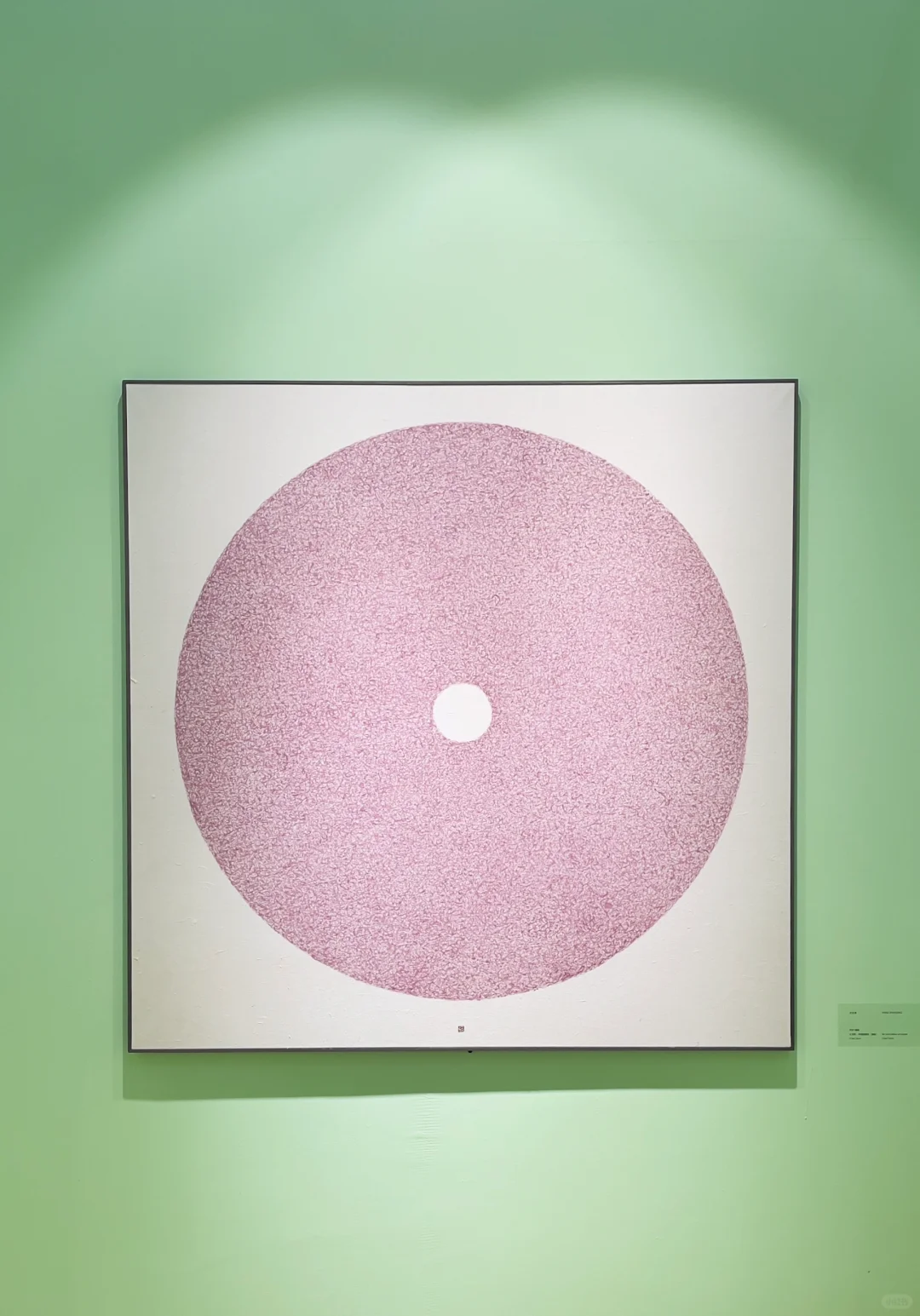 带我们艺术家的作品参加一个不一样的展会