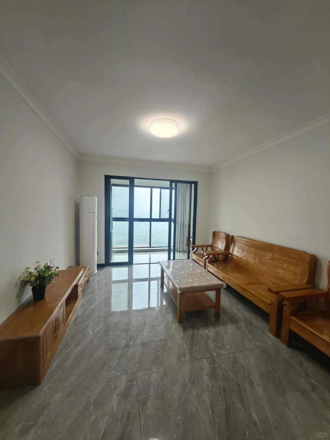 柳东会展中心精装2房出租 可看古亭山柳江河