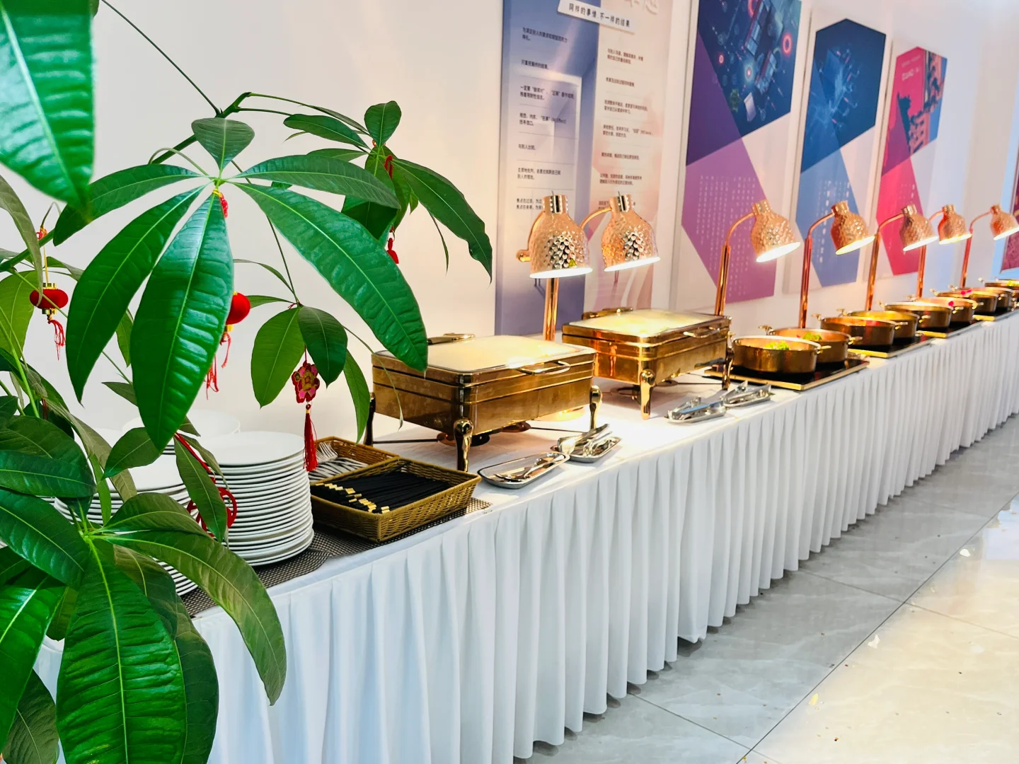 【家居展爆款】展会冷餐+自助餐极速送达