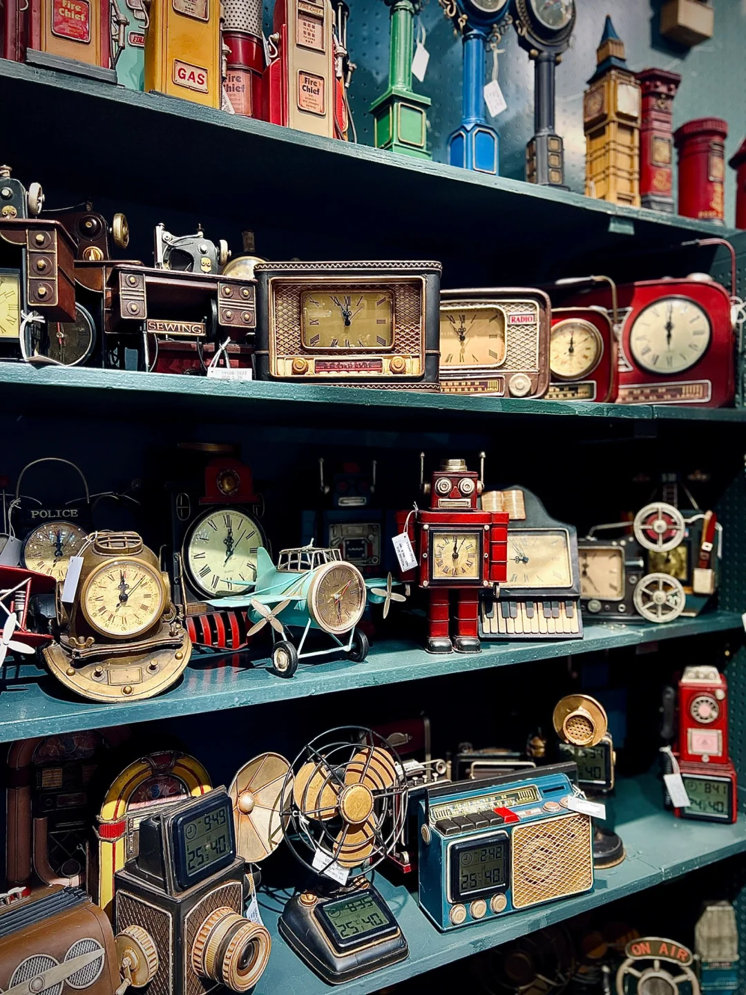 广交会| 复古玩具装饰摆件让人挪不开眼!?