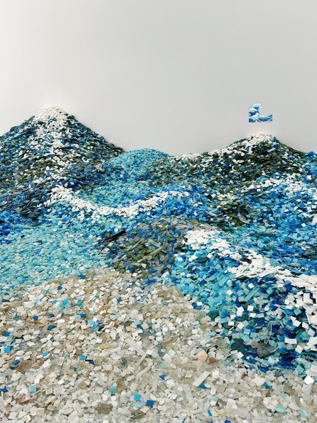 北京免费展览｜在X美术馆看??“玻璃海”?