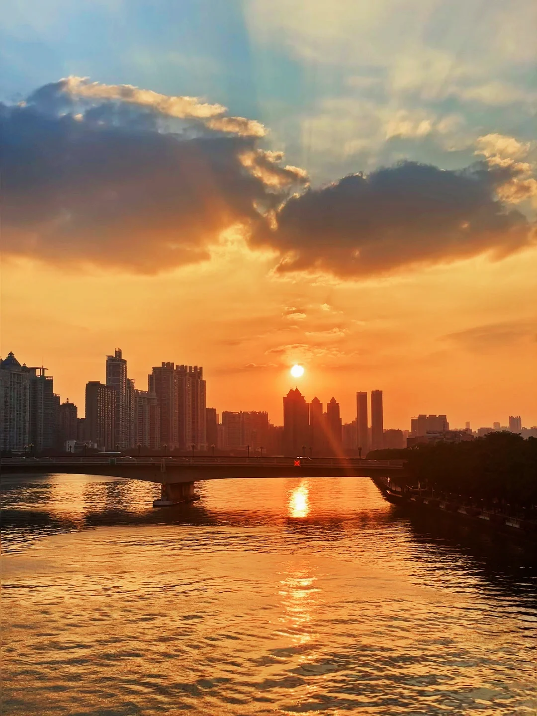 别错过3月广州❗一日游从美博会到广州塔?