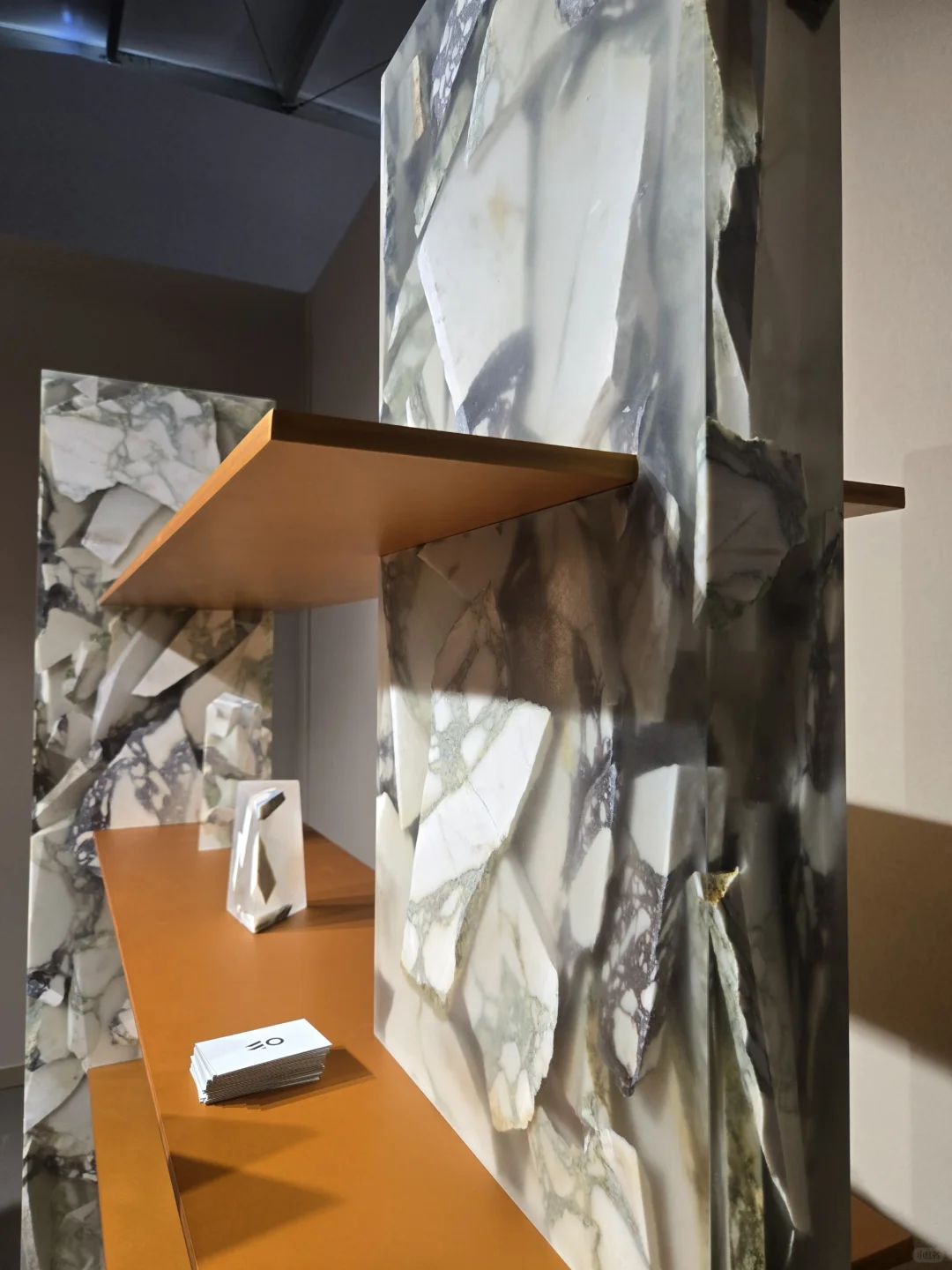 巴黎探索V018: MATTER and SHAPE设计展