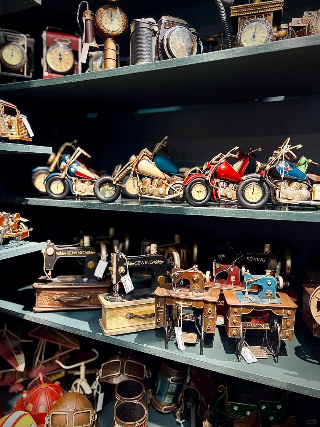 广交会| 复古玩具装饰摆件让人挪不开眼!?