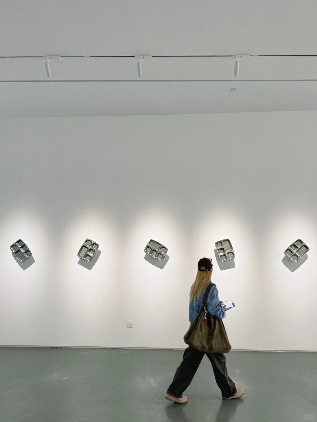 北京免费展览｜在X美术馆看??“玻璃海”?